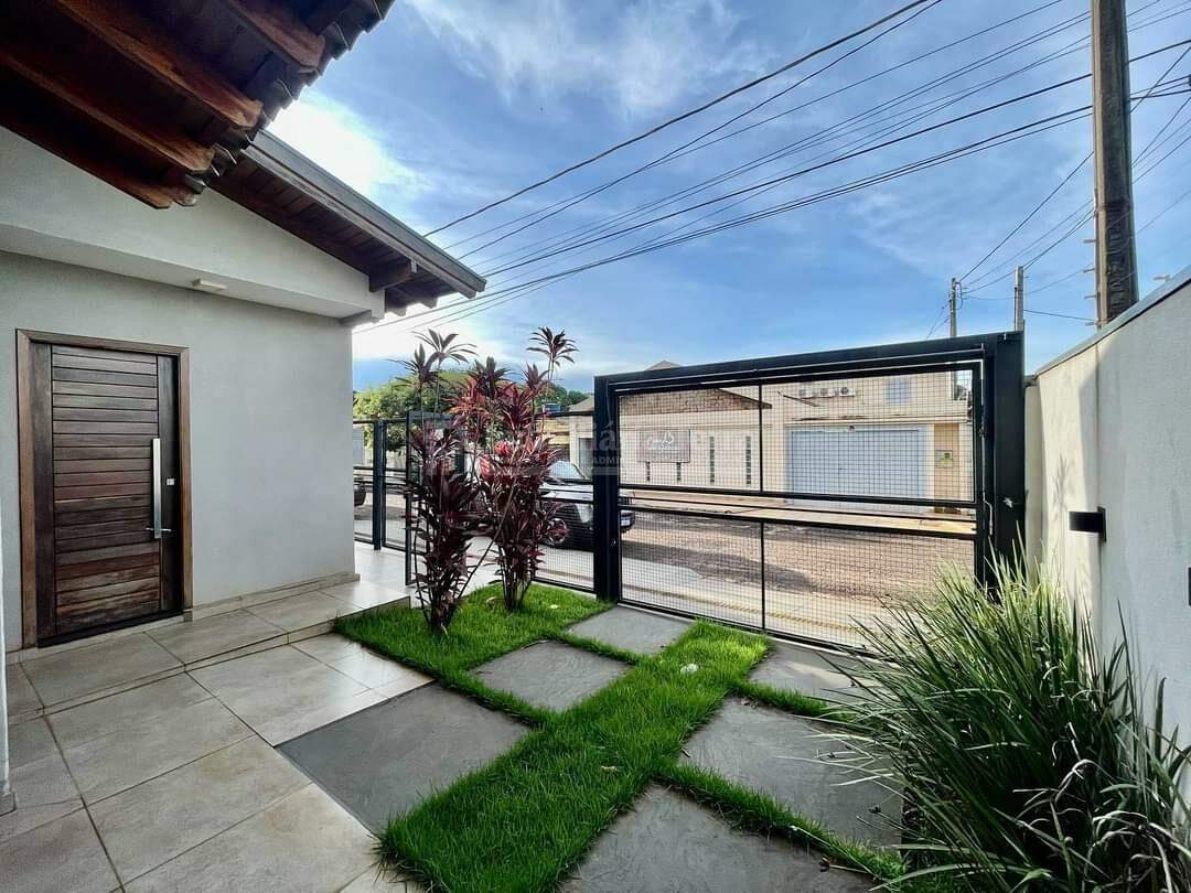 Casa com 3 quartos sendo 1 suíte no BNH III Plano em Dourados/MS — foto 3