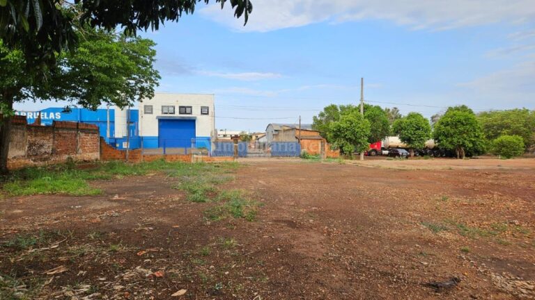 Terreno/Lote no Vila Guarani em Dourados/MS