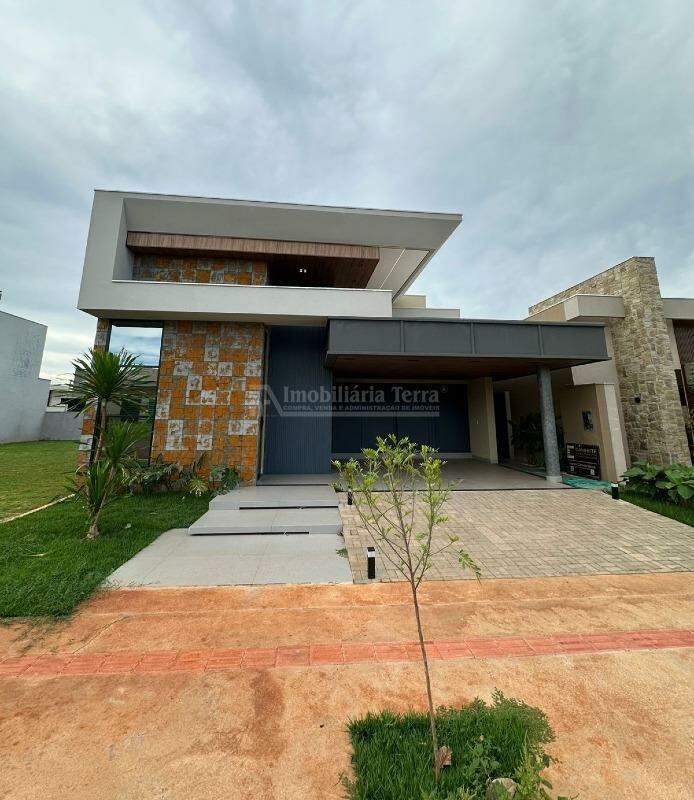 Casa com 3 quartos no Porto Royale em Dourados/MS
