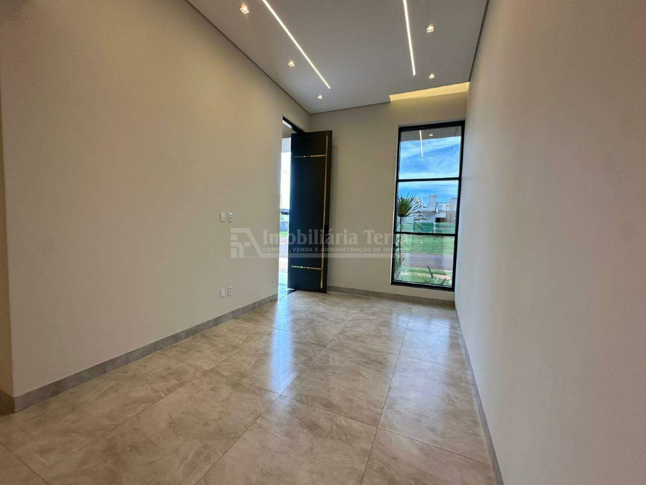 Casa com 3 quartos sendo 1 suíte no Porto Royale em Dourados/MS — foto 3