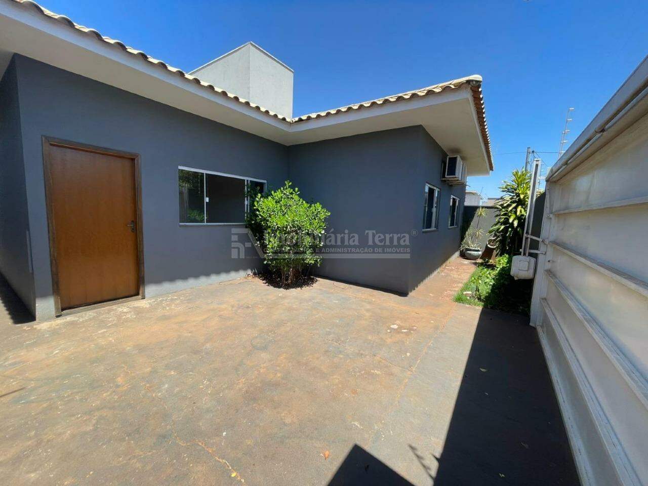 Casa com 3 quartos sendo 1 suíte no Santa Fé em Dourados/MS — foto 2