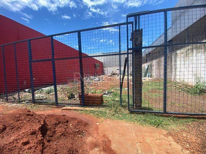 Terreno/Lote no Jardim Caramuru em Dourados/MS