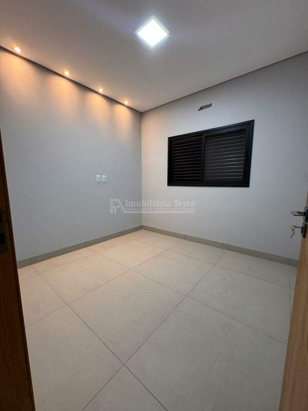 Casa com 3 quartos sendo 1 suíte no Santa Fé em Dourados/MS — foto 8