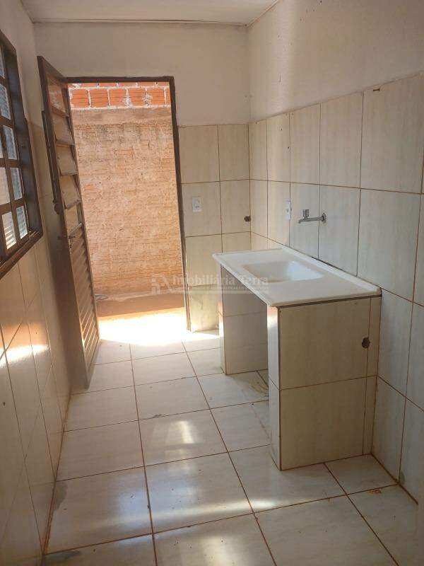 Casa com 2 quartos no Jardim Deoclécio Artuzzi II em Dourados/MS — foto 5