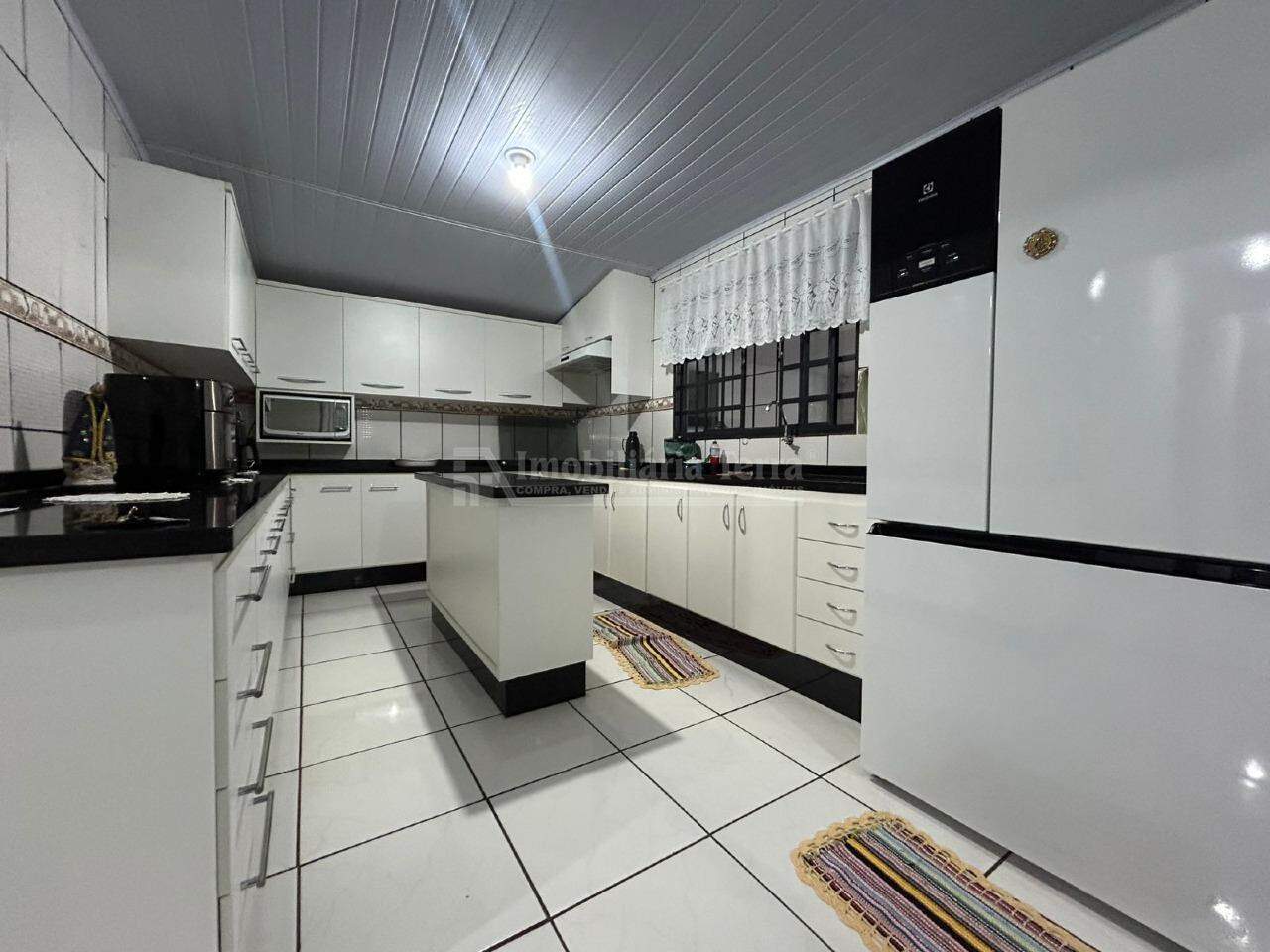 Casa com 4 quartos no Bnh IV Plano em Dourados/MS — foto 4