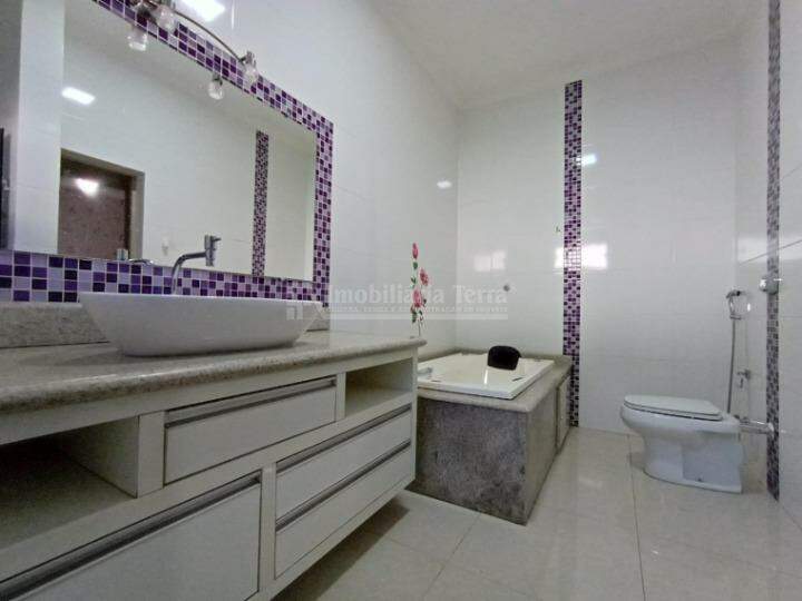 Casa com 4 quartos sendo 3 suítes no Portal de Dourados em Dourados/MS — foto 17