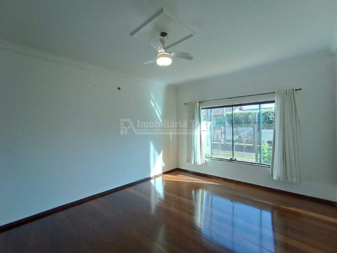 Casa com 4 quartos sendo 3 suítes no Portal de Dourados em Dourados/MS — foto 15