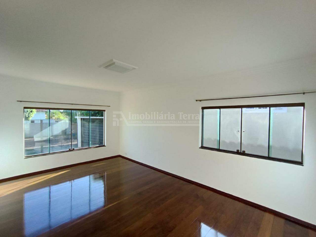 Casa com 4 quartos sendo 3 suítes no Portal de Dourados em Dourados/MS — foto 14