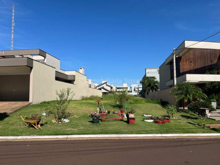 Terreno/Lote no Porto Madero em Dourados/MS