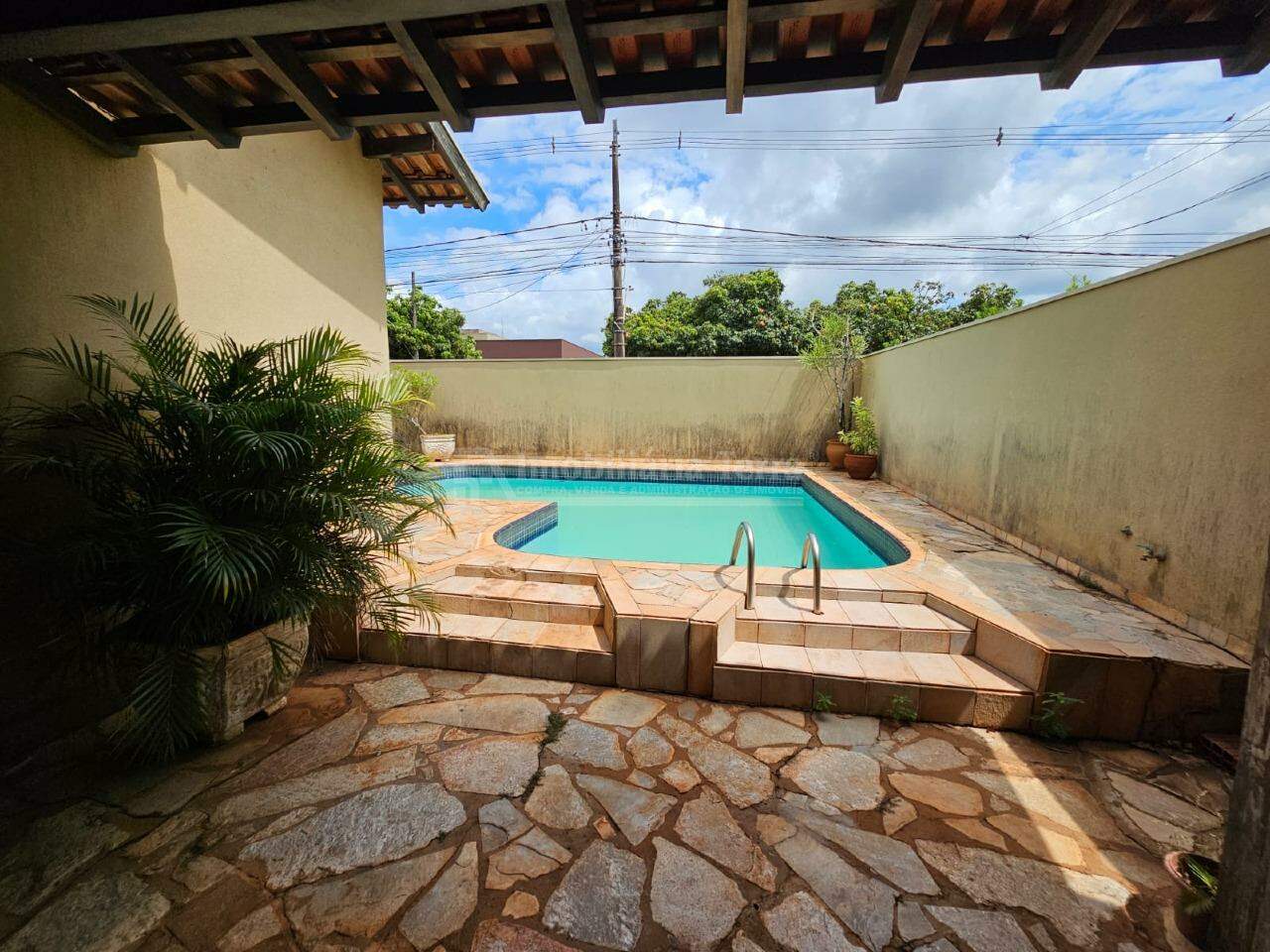 Casa com 4 quartos sendo 2 suítes no Vila Tonani I em Dourados/MS — foto 26