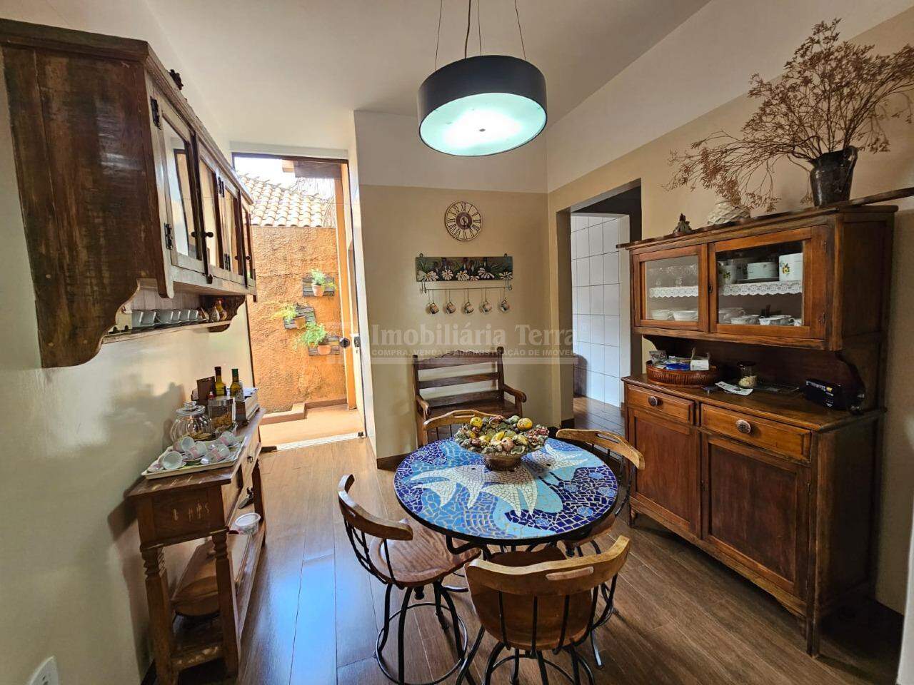 Casa com 4 quartos sendo 2 suítes no Vila Tonani I em Dourados/MS — foto 9