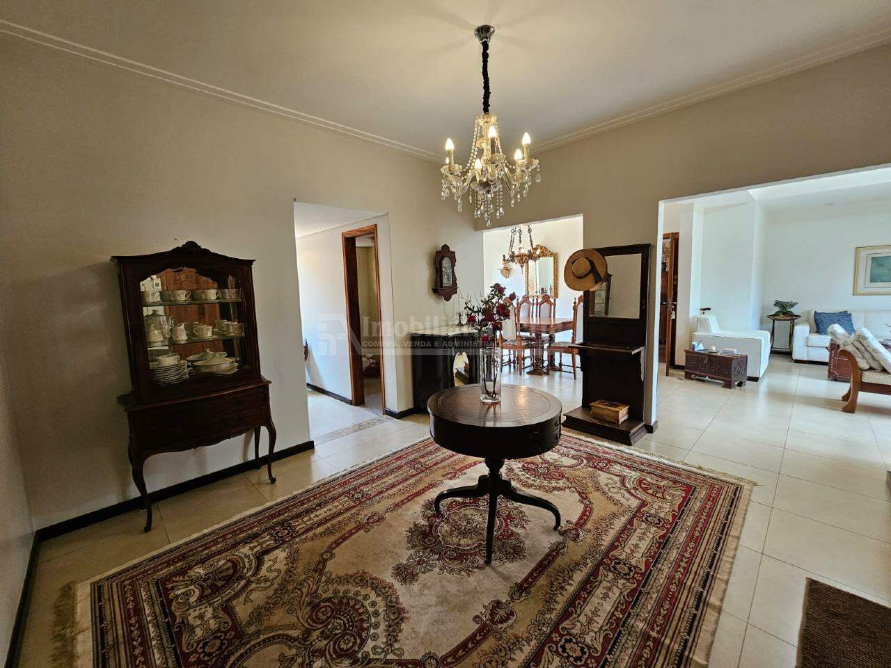 Casa com 4 quartos sendo 2 suítes no Vila Tonani I em Dourados/MS — foto 11