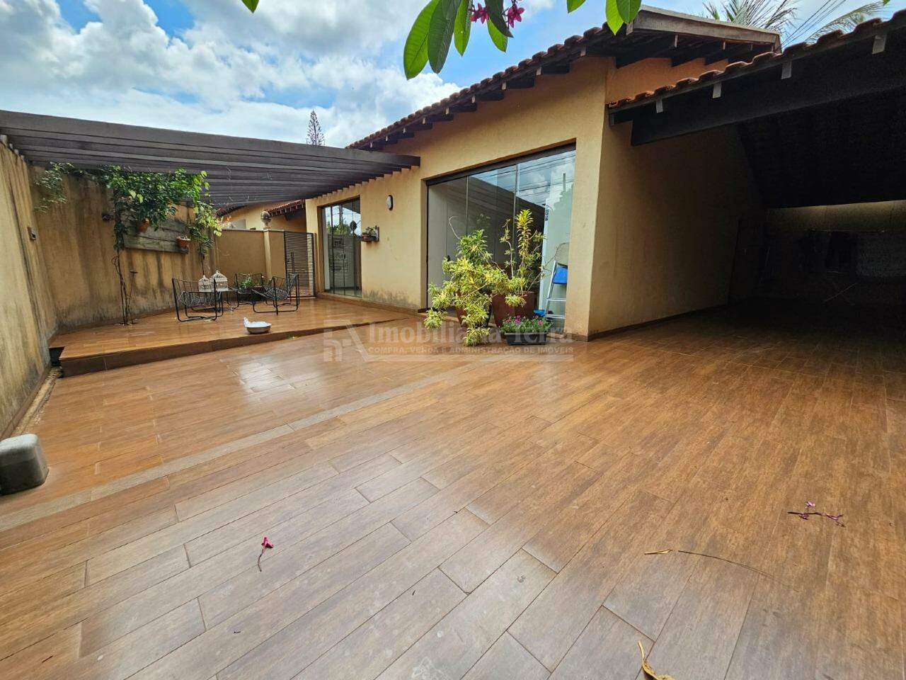 Casa com 4 quartos sendo 2 suítes no Vila Tonani I em Dourados/MS — foto 7