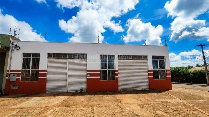 Salão Comercial no Vila Aurora em Dourados/MS