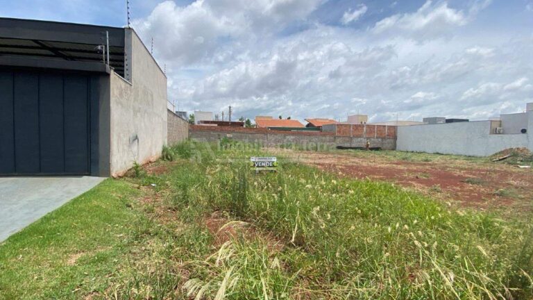 Terreno/Lote no Jardim Ibirapuera em Dourados/MS