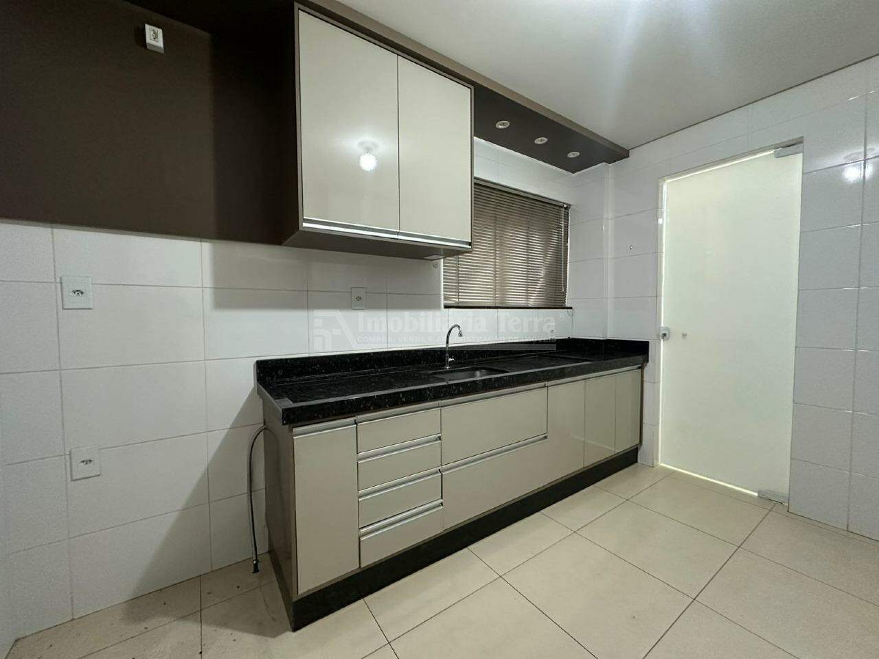Apartamento com 3 quartos sendo 1 suíte no Parque Alvorada em Dourados/MS — foto 2