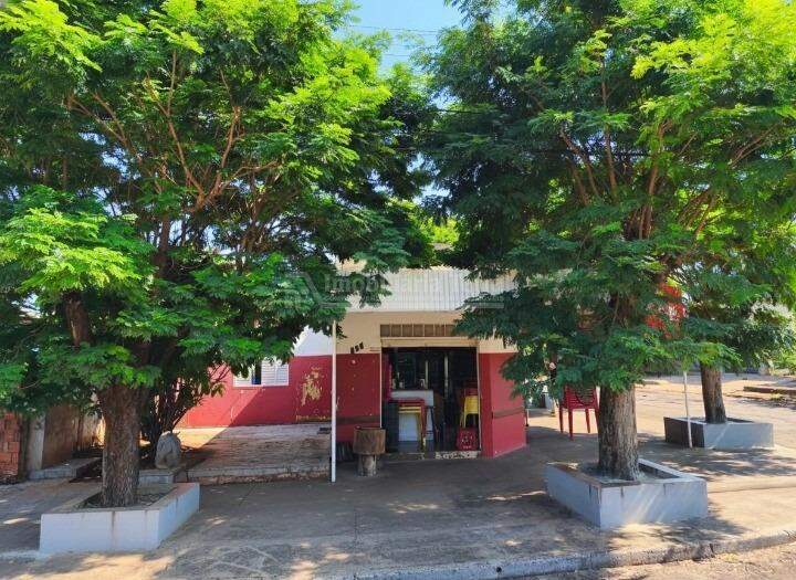 Imóvel Comercial no Bnh IV Plano em Dourados/MS