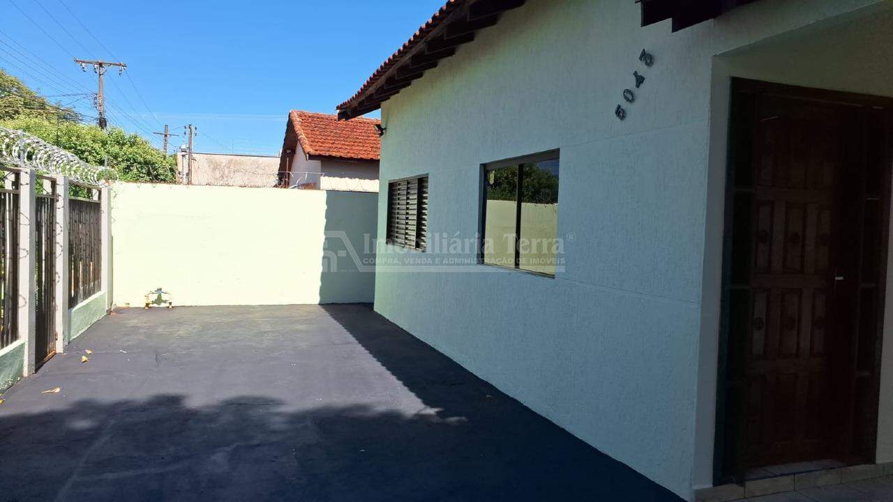 Casa com 3 quartos sendo 1 suíte no Jardim Ouro Verde em Dourados/MS — foto 2