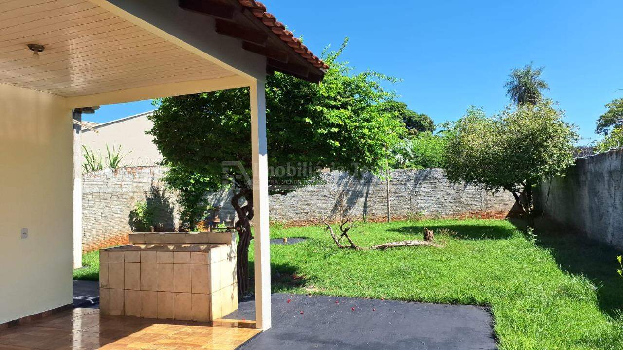 Casa com 3 quartos sendo 1 suíte no Jardim Ouro Verde em Dourados/MS — foto 10