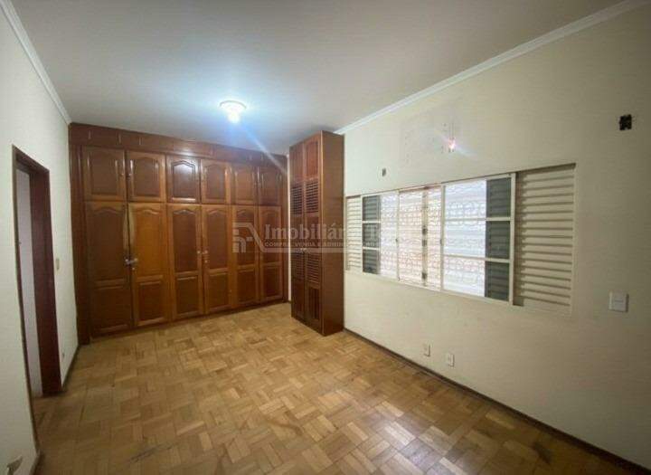 Casa com 4 quartos sendo 2 suítes no Vila Progresso em Dourados/MS — foto 5