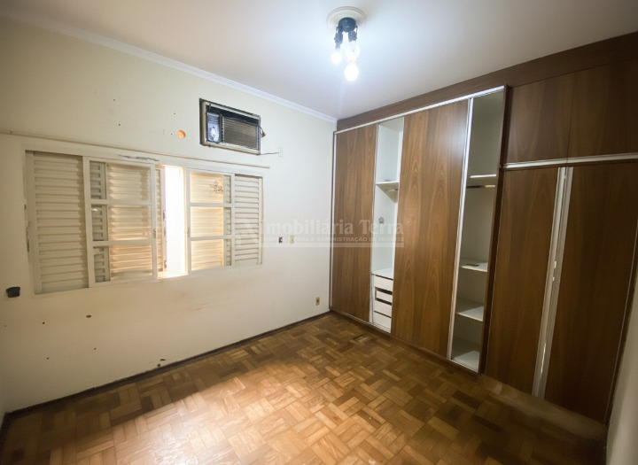 Casa com 4 quartos sendo 2 suítes no Vila Progresso em Dourados/MS — foto 8