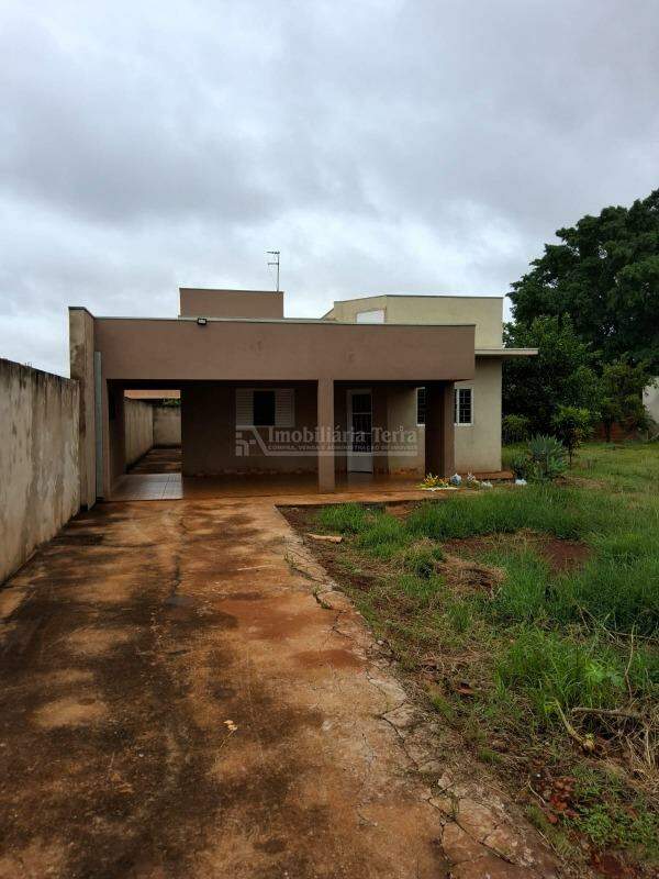 Casa com 2 quartos no Centro em Itaporã/MS
