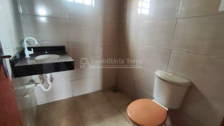 Barracão no Jardim Santa Maria em Dourados/MS — foto 8
