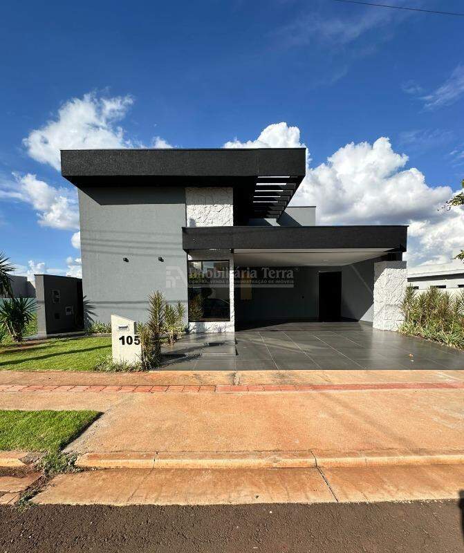 Casa com 3 quartos no Porto Royale em Dourados/MS