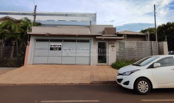 Casa com 3 quartos sendo 1 suíte no Jardim Central em Dourados/MS — foto 1