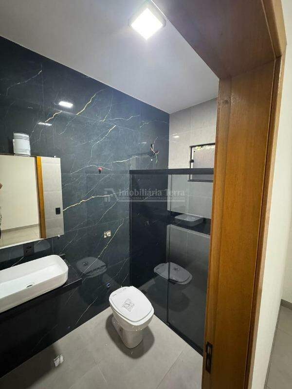 Casa com 3 quartos sendo 1 suíte no Cidade Jardim I em Dourados/MS — foto 13