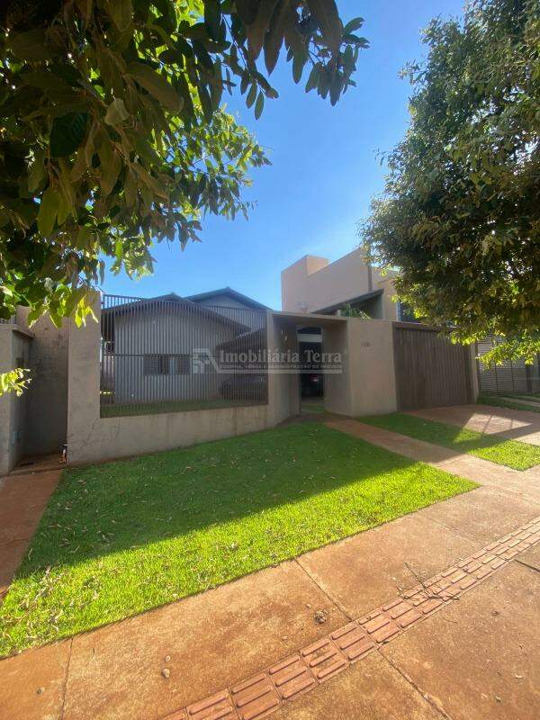Casa com 3 quartos sendo 1 suíte no Santa Fé em Dourados/MS — foto 1