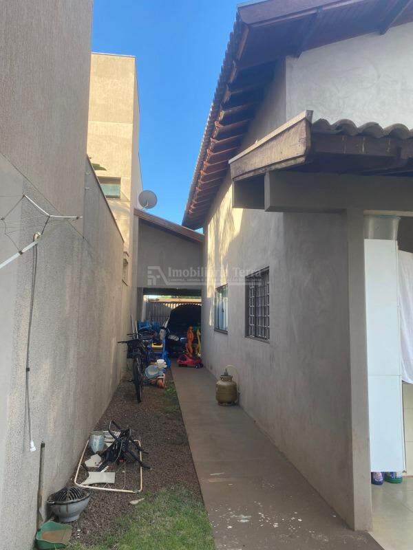 Casa com 3 quartos sendo 1 suíte no Santa Fé em Dourados/MS — foto 4