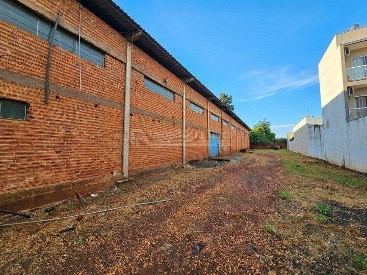 Barracão no Jardim vista alegre em Dourados/MS — foto 3