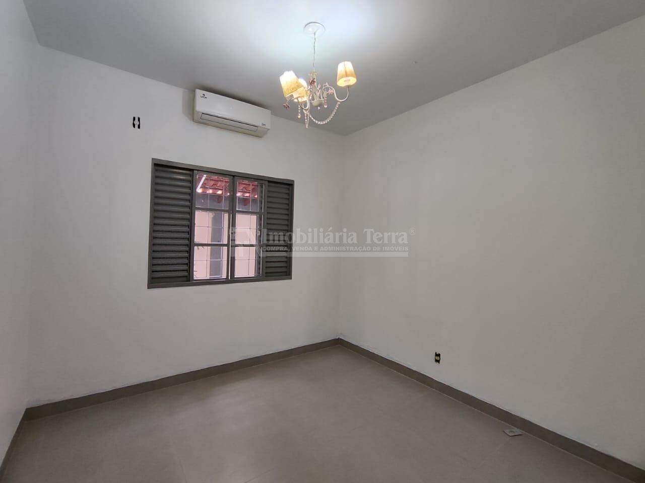 Casa com 3 quartos sendo 1 suíte no Jardim Climax em Dourados/MS — foto 12