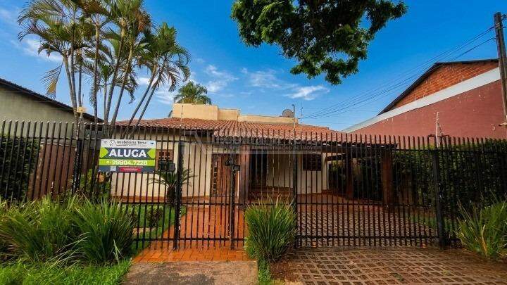 Casa com 3 quartos sendo 3 suítes no Jardim Tropical em Dourados/MS — foto 1