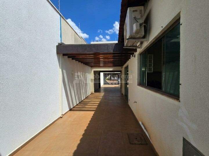 Casa com 4 quartos sendo 1 suíte no Vila Progresso em Dourados/MS — foto 3