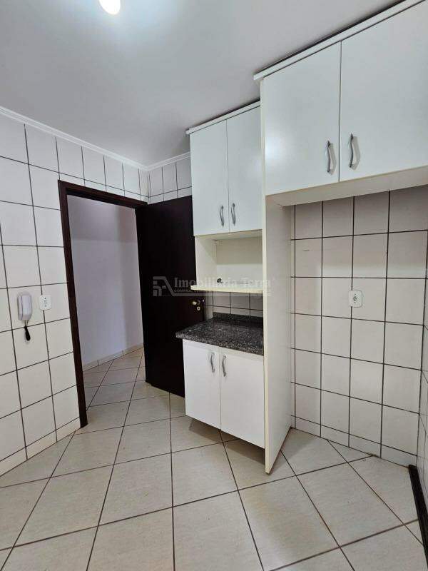 Apartamento com 3 quartos sendo 1 suíte no Vila Aurora em Dourados/MS — foto 2