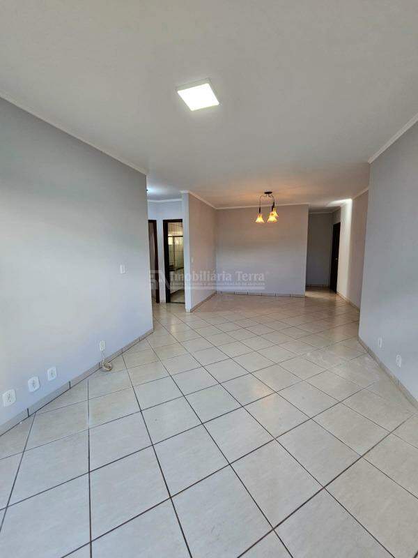 Apartamento com 3 quartos sendo 1 suíte no Vila Aurora em Dourados/MS — foto 5