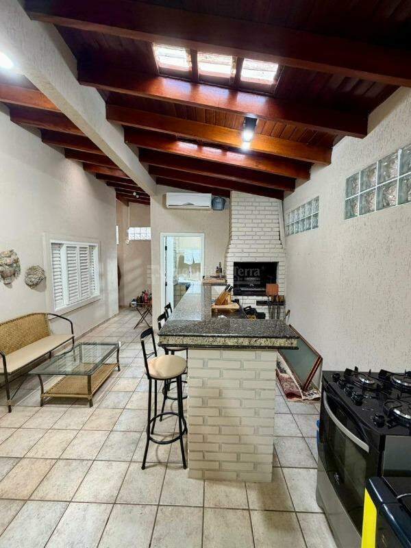 Casa com 3 quartos sendo 3 suítes no COHAB II em Dourados/MS — foto 2