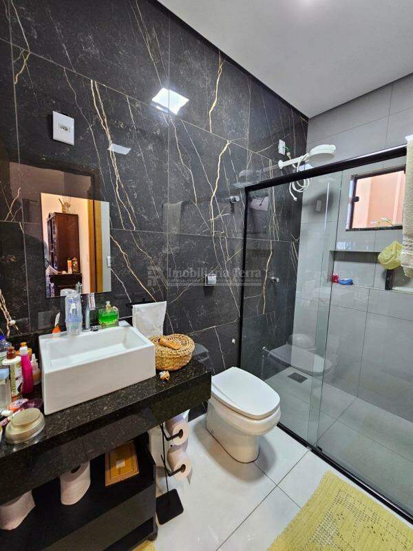 Casa com 3 quartos sendo 1 suíte no Monte Carlo em Dourados/MS — foto 11
