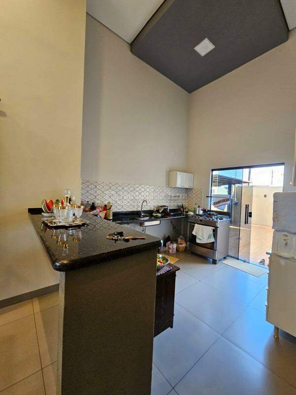 Casa com 3 quartos sendo 1 suíte no Monte Carlo em Dourados/MS — foto 4