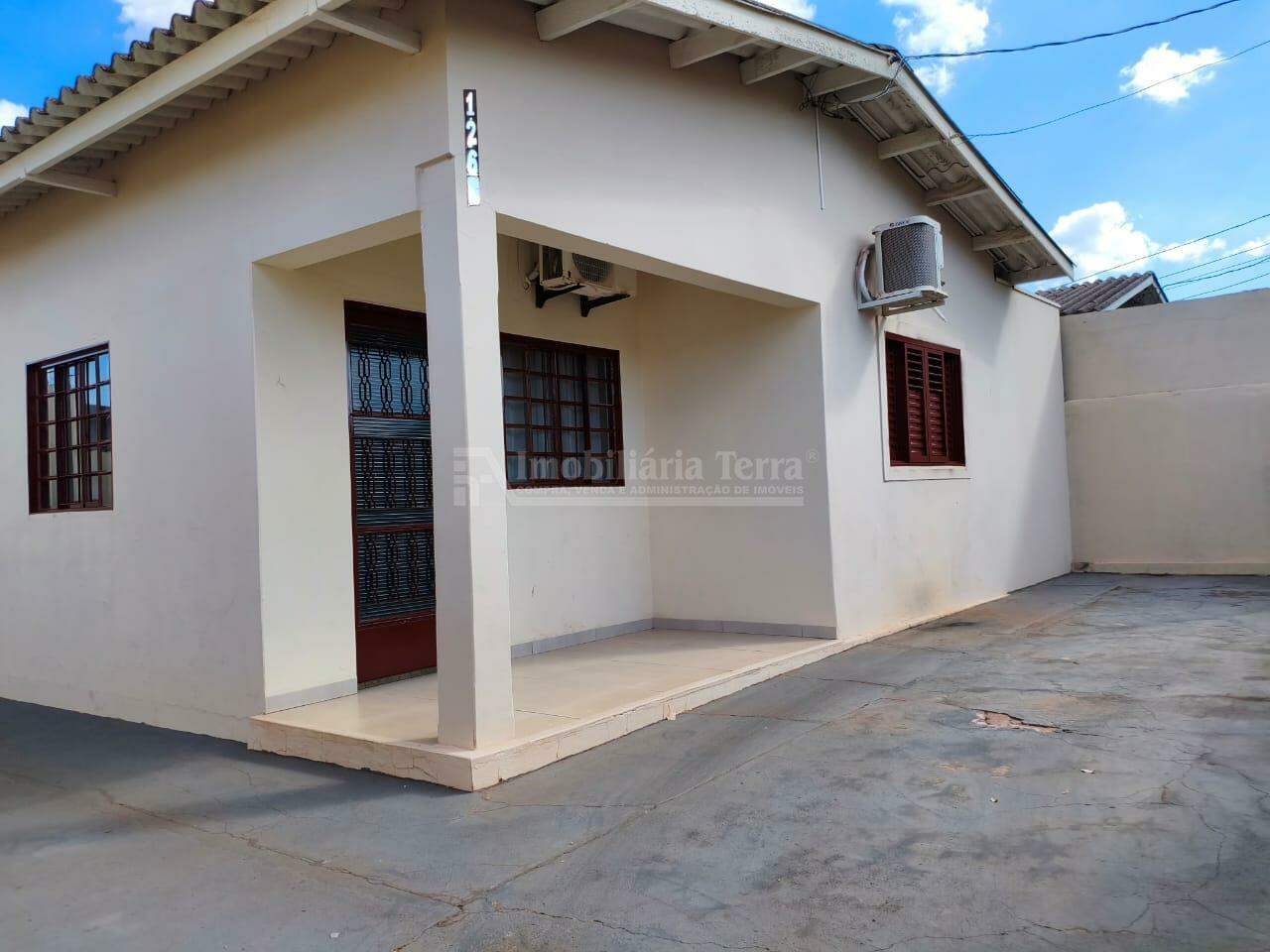 Casa com 4 quartos sendo 2 suítes no Jardim Água Boa em Dourados/MS — foto 3