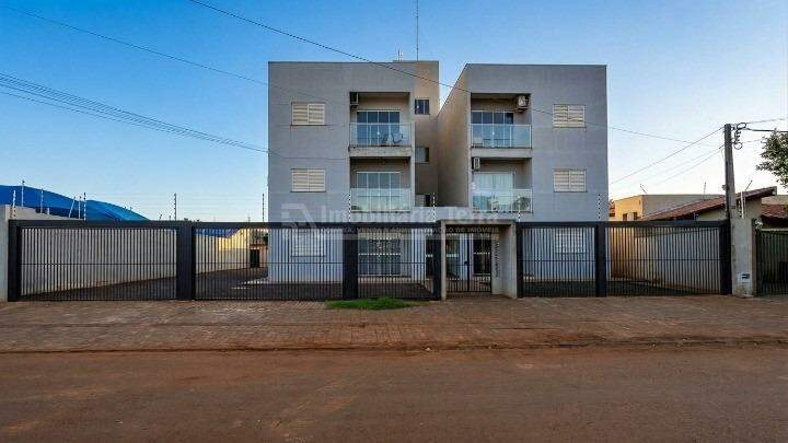 Apartamento com 2 quartos no Jardim Santa Maria em Dourados/MS