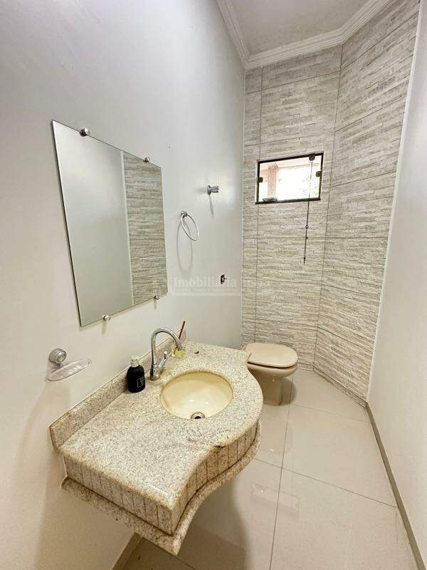 Casa com 3 quartos sendo 2 suítes no Jardim Girassol em Dourados/MS — foto 12