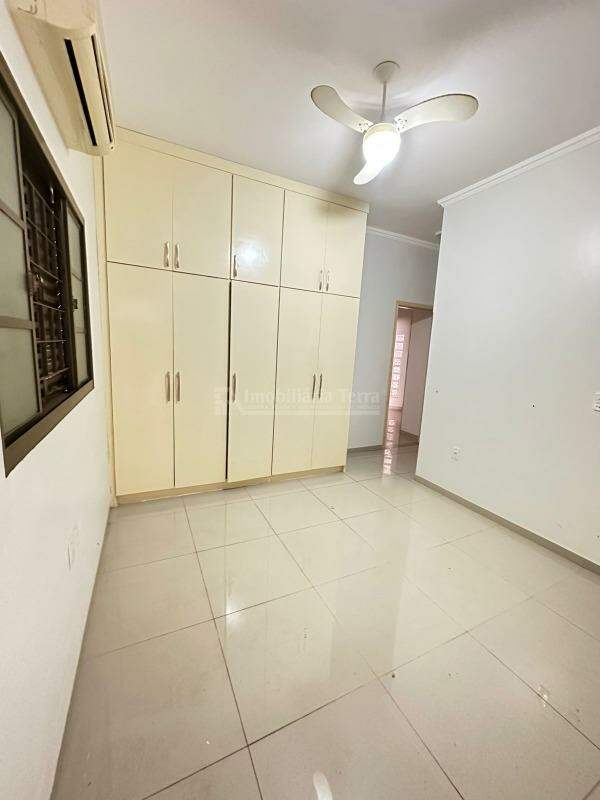Casa com 3 quartos sendo 2 suítes no Jardim Girassol em Dourados/MS — foto 8
