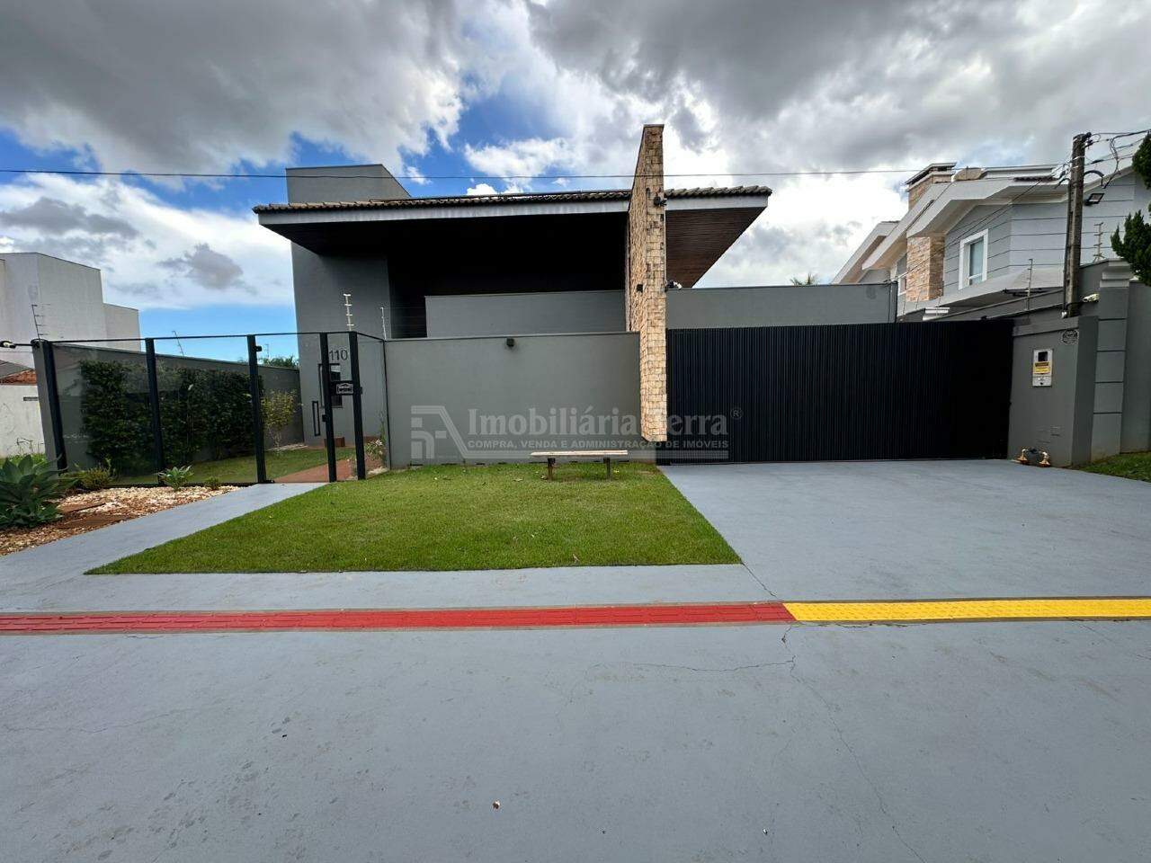 Casa com 3 quartos no Jardim Europa em Dourados/MS — foto 1