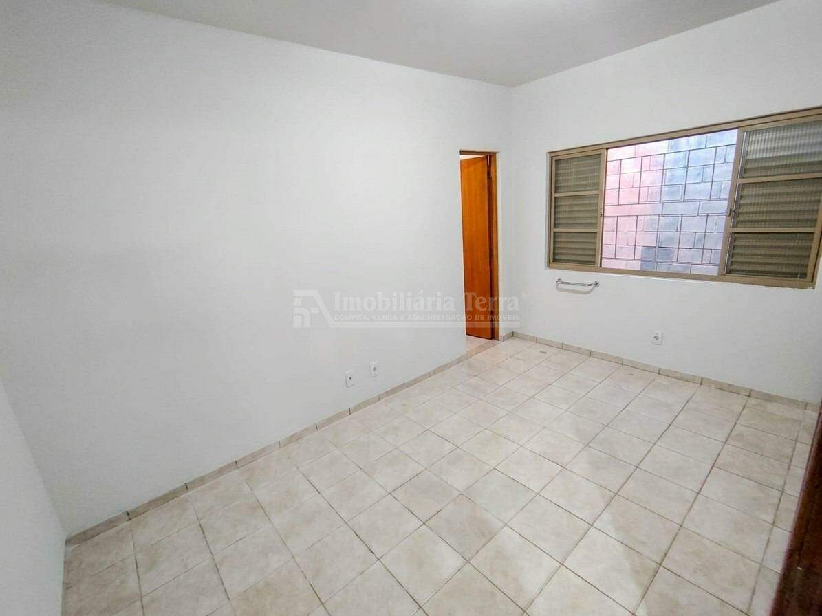 Apartamento com 3 quartos sendo 1 suíte no Vila Maxwell em Dourados/MS — foto 6
