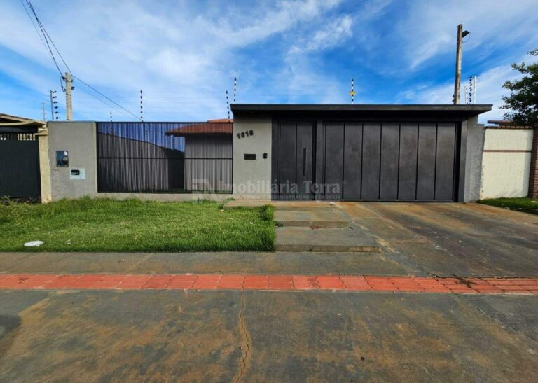 Casa com 5 quartos no Vila São Luiz em Dourados/MS