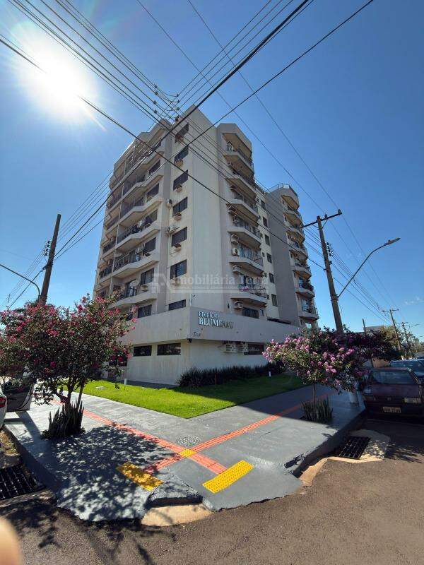 Apartamento com 3 quartos no Jardim América em Dourados/MS