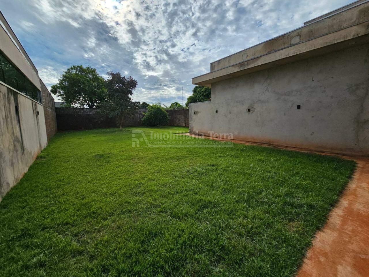 Casa com 3 quartos sendo 1 suíte no Altos Do Indaiá em Dourados/MS — foto 20